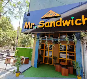 Top 5 Best Sandwich Franchise Opportunities in India